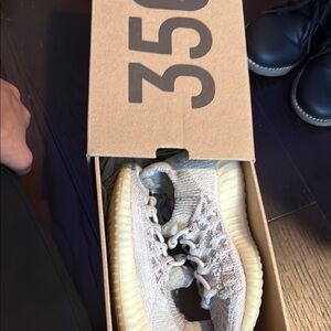 Kids Yeezy Boost 350 V2 - Cream